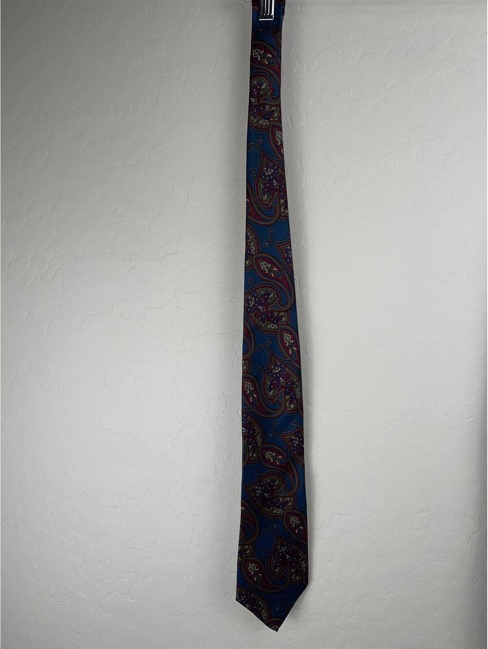 Oleg Cassini Blue Paisley Silk Tie